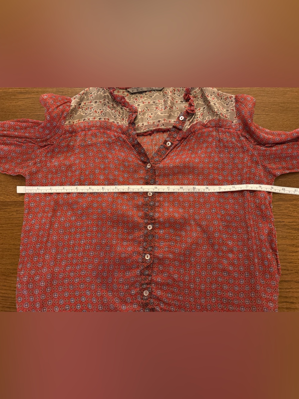 Zara Basic Red Printed Button-Front Blouse with Contrast Yoke - Picture 4 of 6